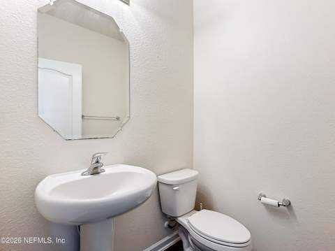 6925 Sandle Drive, Jacksonville FL - photo 6 of 35