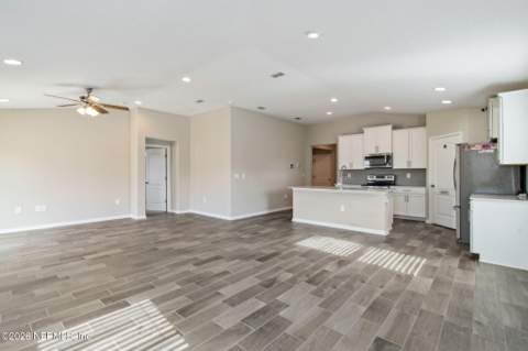 65860 Edgewater Drive, Yulee FL - photo 18 of 55