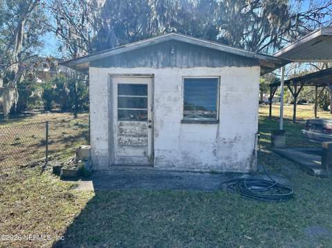 221 Perry Street, Pomona Park FL - photo 22 of 30