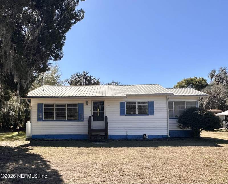 3 bedroom Single Family Residence at 221 Perry Street, Assessors Map, Pomona Park — photo 2