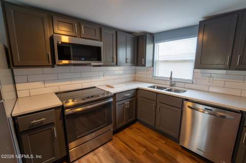 1627 W 22nd Street, Jacksonville FL - photo 17 of 22
