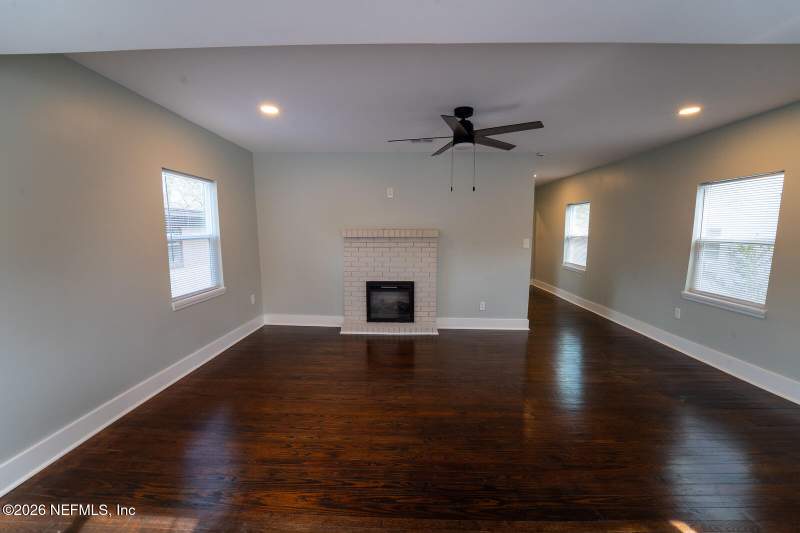 2 bedroom Single Family Residence at 1627 W 22nd Street, Moncrief Park, Jacksonville — photo 4