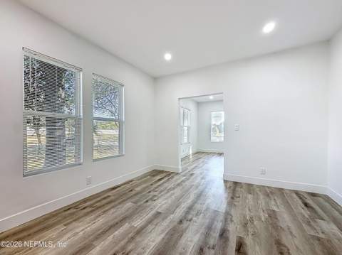 644 Willow Branch Avenue, Jacksonville FL - photo 6 of 23
