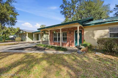 133 Crestwood Avenue, Palatka FL - photo 7 of 45