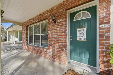133 Crestwood Avenue, Palatka FL - photo 8 of 45