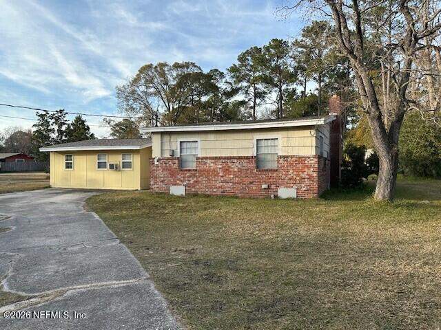 3 bedroom Single Family Residence at 8215 Lenox Avenue, Jax Heights, Jacksonville — photo 2