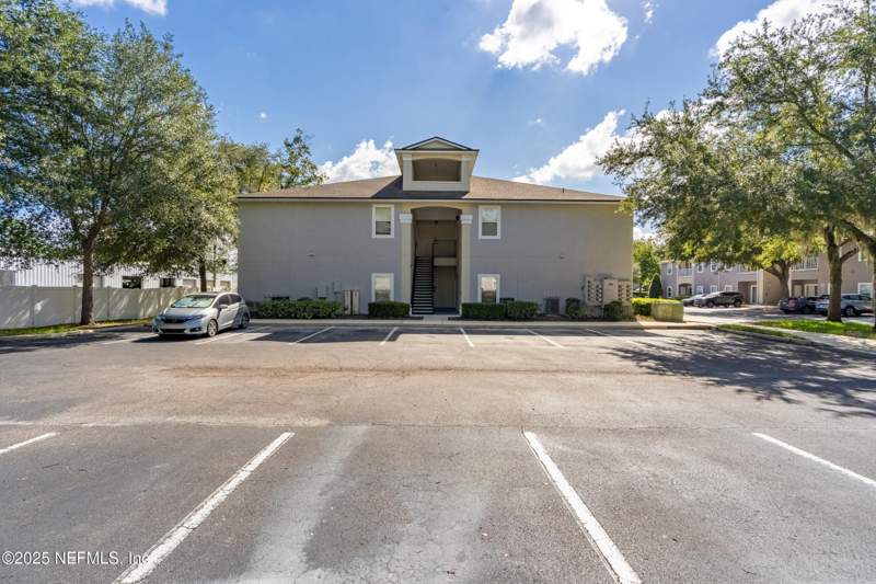 3 bedroom Condominium at 6069 Maggies Circle #115, Natures Hideaway, Jacksonville — photo 2