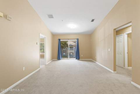 6069 Maggies Circle #115, Jacksonville FL - photo 17 of 36