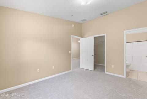 6069 Maggies Circle #115, Jacksonville FL - photo 21 of 36