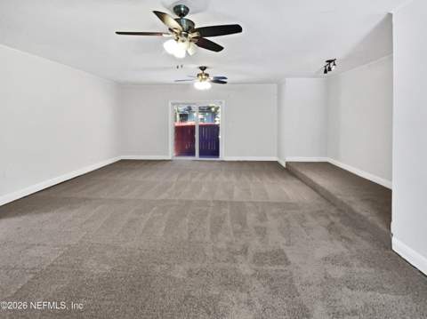 1575 W 33rd Street, Jacksonville FL - photo 7 of 17