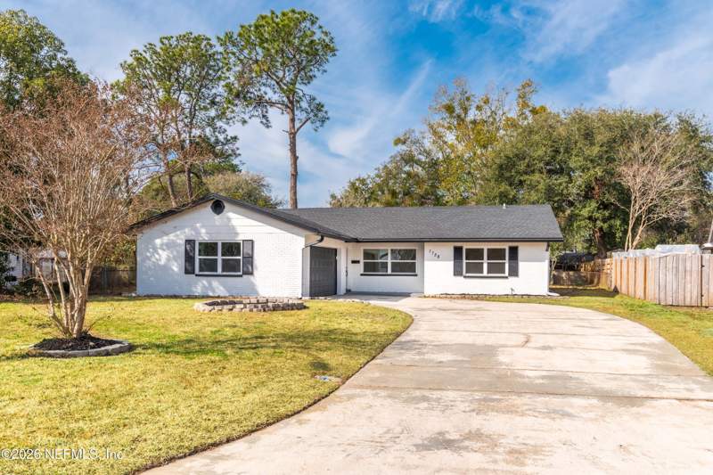 4 bedroom Single Family Residence at 7738 Rondeau Drive, San Jose Manor, Jacksonville — photo 2
