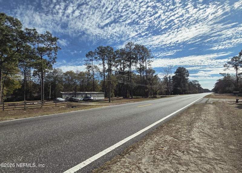 3 bedroom Mobile Home at 2487 Chaffee Road, Jacksonville Heights, Jacksonville — photo 2