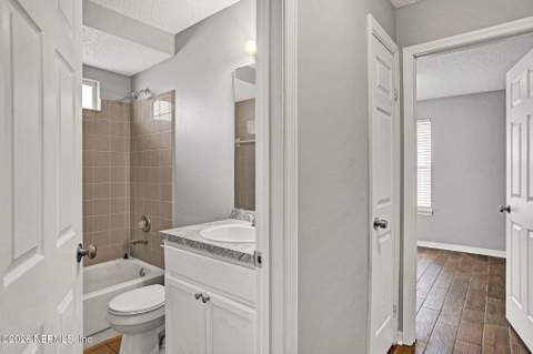 6975 Huntington Woods Circle, Jacksonville FL - photo 18 of 25