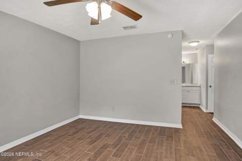 6975 Huntington Woods Circle, Jacksonville FL - photo 10 of 25