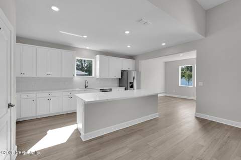 12511 Big Juniper Drive, Jacksonville FL - photo 7 of 21