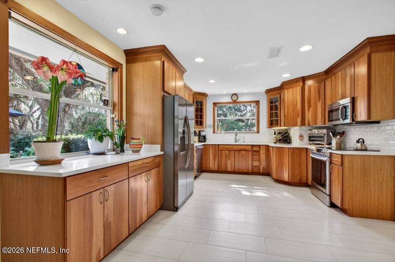 3 bedroom Single Family Residence at 8349 Kim Road, Montclair, Jacksonville — photo 5