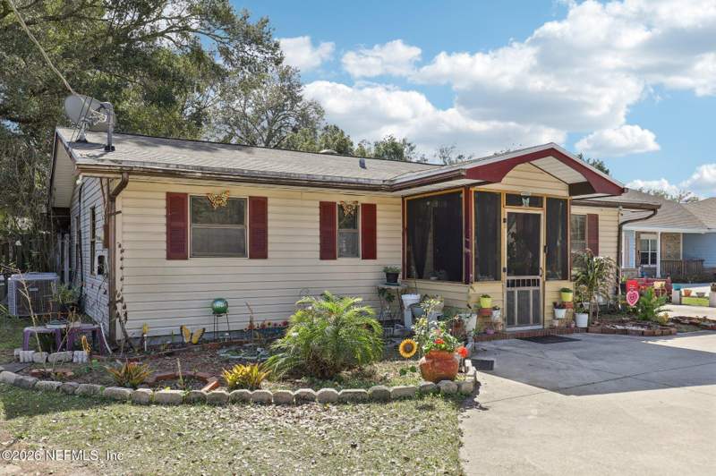 4 bedroom Single Family Residence at 2127 Diana Drive, Highland Pines, Palatka — photo 3