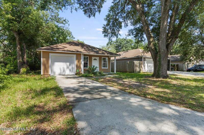 3 bedroom Single Family Residence at 4527 Clairmont Road, Sharpsburg, Jacksonville — photo 4