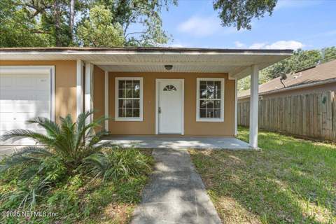 4527 Clairmont Road, Jacksonville FL - photo 6 of 41