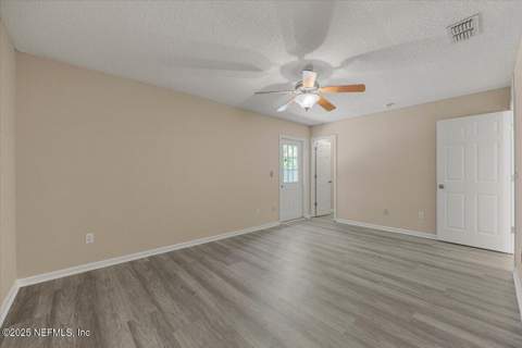 4527 Clairmont Road, Jacksonville FL - photo 23 of 41