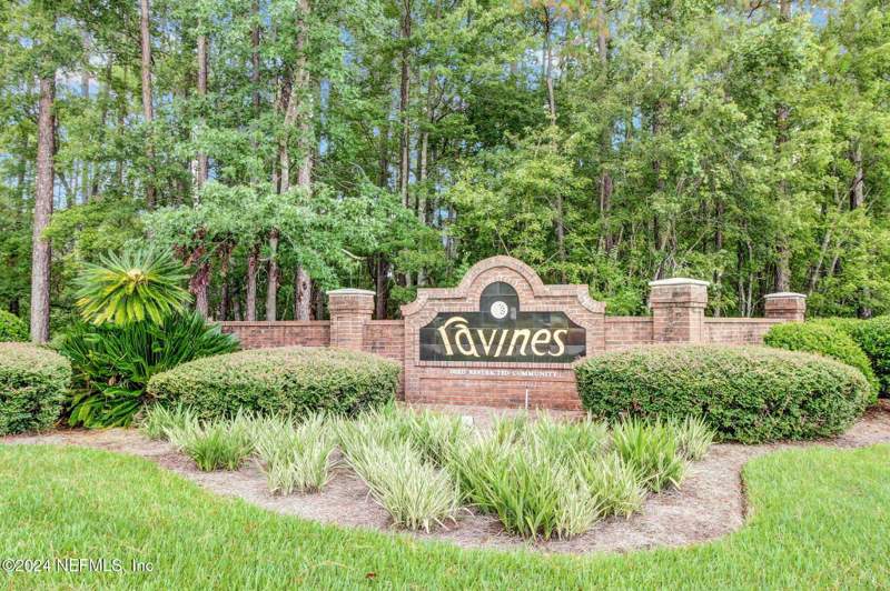 1 bedroom Condominium at 3165 Ravines Road #3601, Ravines, Middleburg — photo 4