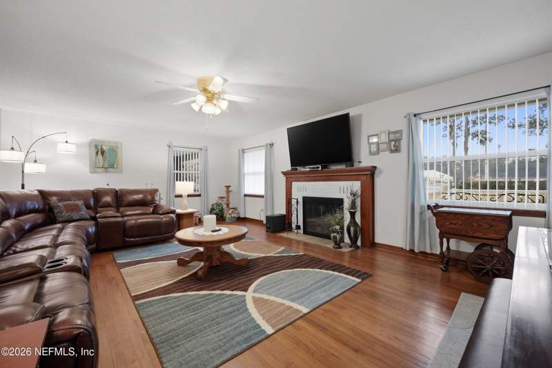 3 bedroom Single Family Residence at 689 S Highway17, San Mateo, San Mateo — photo 5