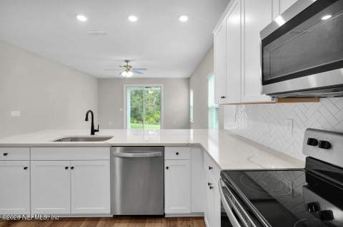6970 Canoe Birch Road, Jacksonville FL - photo 10 of 20