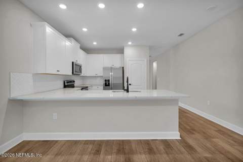 6970 Canoe Birch Road, Jacksonville FL - photo 11 of 20
