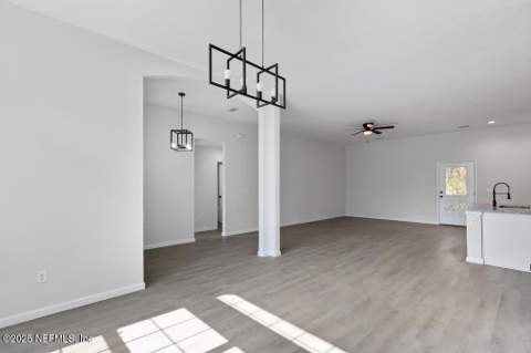 6894 Barney Road, Jacksonville FL - photo 9 of 37
