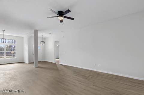 6894 Barney Road, Jacksonville FL - photo 13 of 37