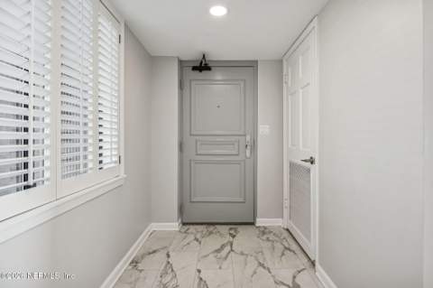 4401 Lakeside Drive #804, Jacksonville FL - photo 7 of 73