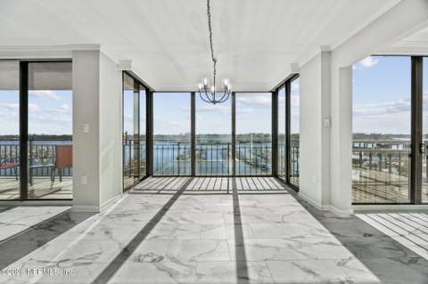 4401 Lakeside Drive #804, Jacksonville FL - photo 22 of 73