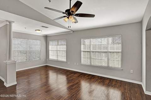 7800 Point Meadows Drive #631, Jacksonville FL - photo 8 of 27