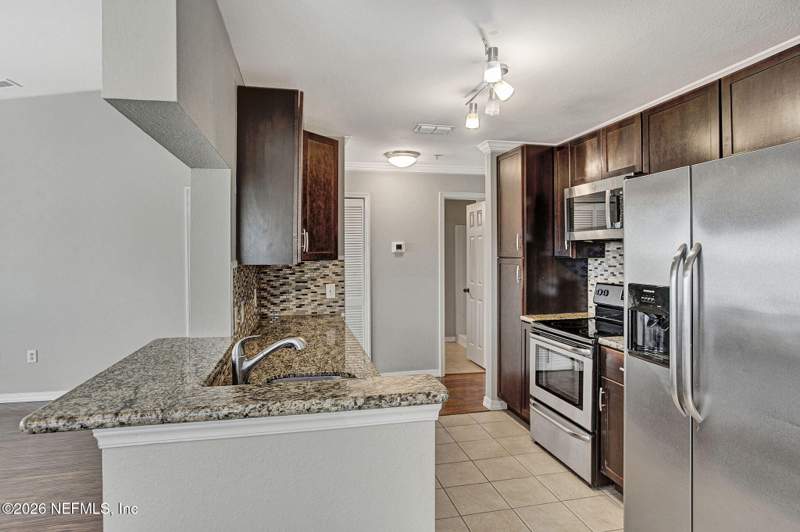 2 bedroom Condominium at 7800 Point Meadows Drive #631, The Reserve At Pointe Meadows Condo, Jacksonville — photo 4