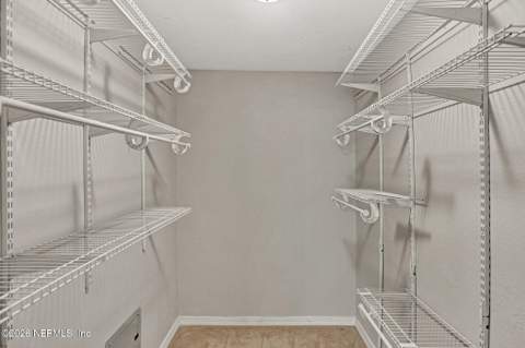 7800 Point Meadows Drive #631, Jacksonville FL - photo 14 of 27