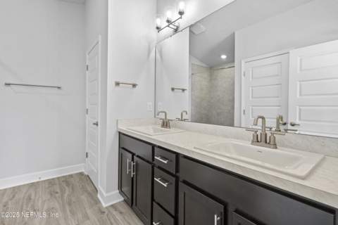 8309 Helmsley Boulevard, Jacksonville FL - photo 12 of 23