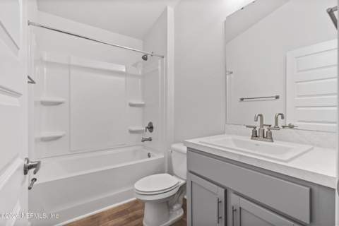8375 Helmsley Boulevard, Jacksonville FL - photo 9 of 18