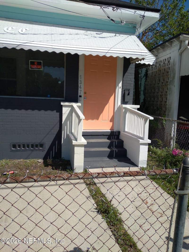 2 bedroom Single Family Residence at 1347 Rushing Street, Miller & Devanes, Jacksonville — photo 2