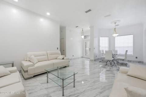10858 Hamilton Downs Court, Jacksonville FL - photo 8 of 44