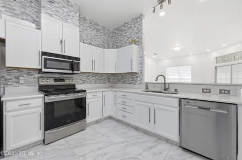 10858 Hamilton Downs Court, Jacksonville FL - photo 13 of 44