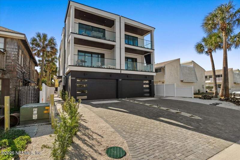 3 bedroom Condominium at 118 13th Avenue #101 B, Pablo Beach South, Jacksonville Beach — photo 4