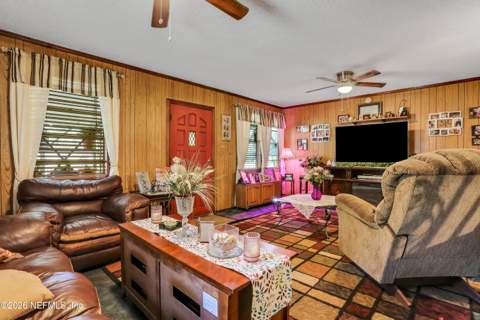 1702 Balboa Lane, Middleburg FL - photo 7 of 32