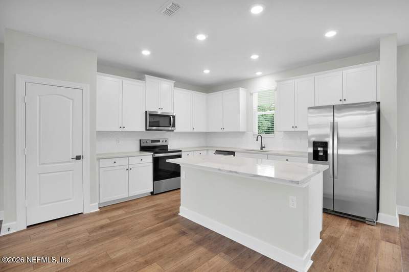 5 bedroom Single Family Residence at 12530 Big Juniper Drive, Villages Of Westport, Jacksonville — photo 5
