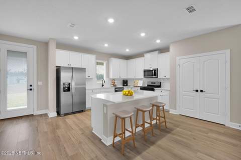 12530 Big Juniper Drive, Jacksonville FL - photo 6 of 20