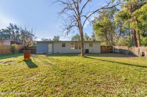 8843 Darlington Drive, Jacksonville FL - photo 14 of 32