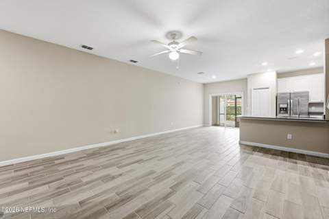2552 Sandy Dune Drive, Jacksonville FL - photo 11 of 42