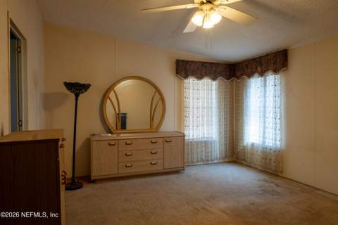 8215 Lenox Avenue, Jacksonville FL - photo 8 of 35