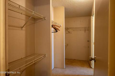 8215 Lenox Avenue, Jacksonville FL - photo 10 of 35