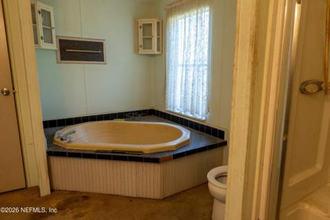8215 Lenox Avenue, Jacksonville FL - photo 12 of 35