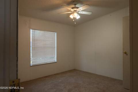 8215 Lenox Avenue, Jacksonville FL - photo 15 of 35